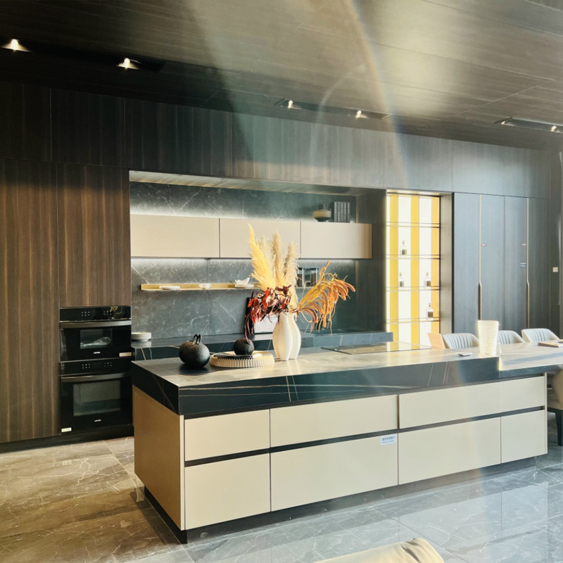 Чому кухонні шафи High Pantry by Melamine стають найрозумнішим рішенням для зберігання в сучасних будинках?